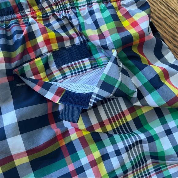 NWT Hollister plaid swim trunks - Picture 6 of 9